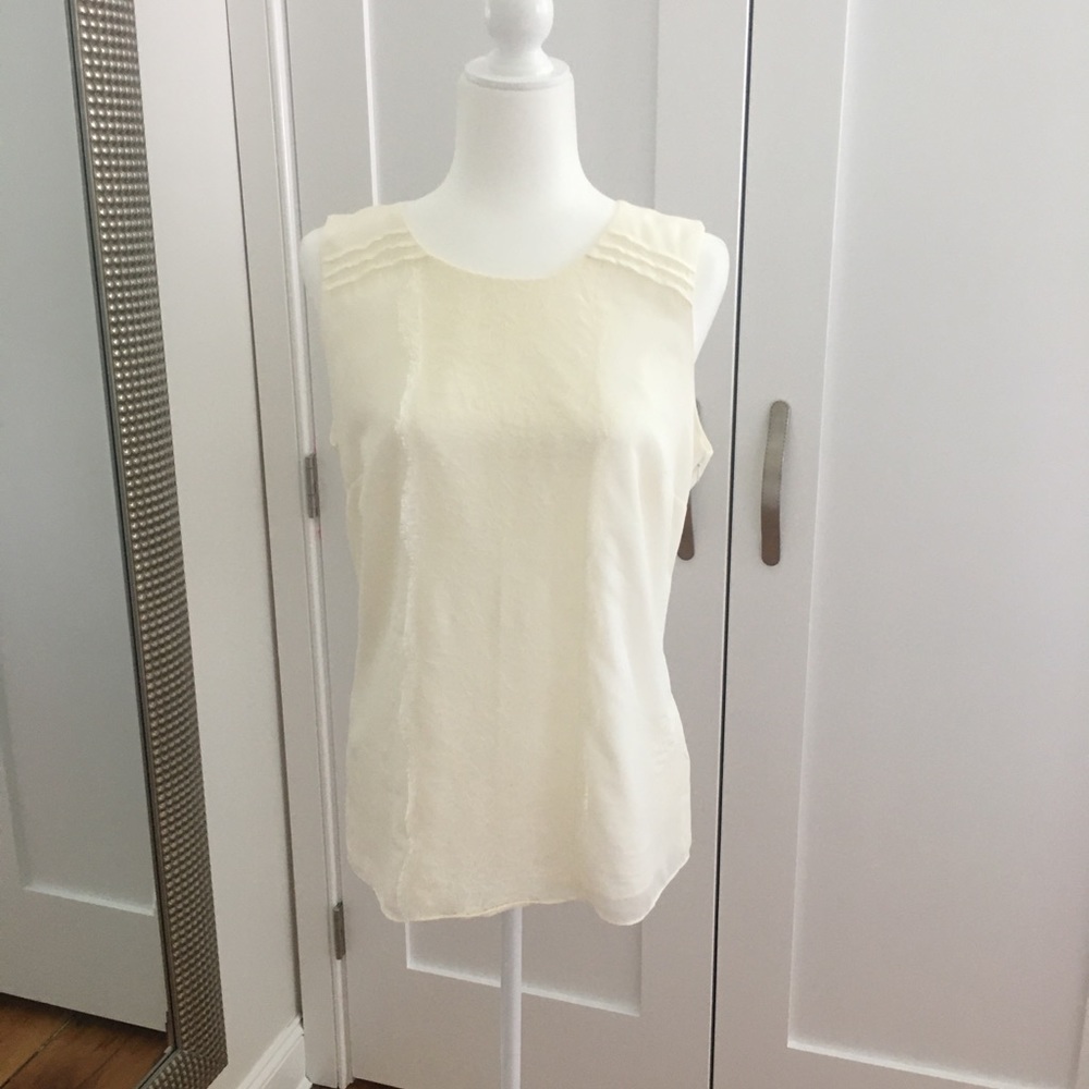 Banana Republic cream tank top